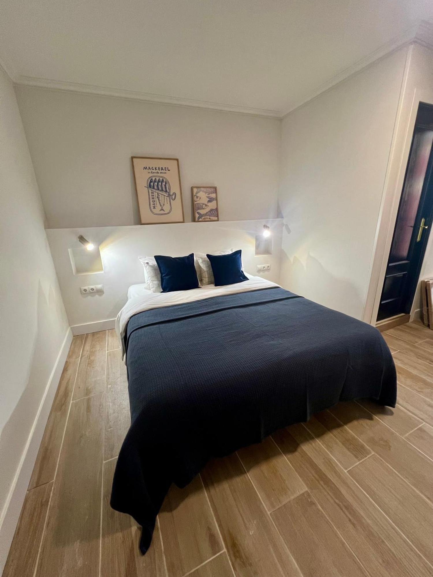 Albergue Miguel Angel Madrid Exterior photo